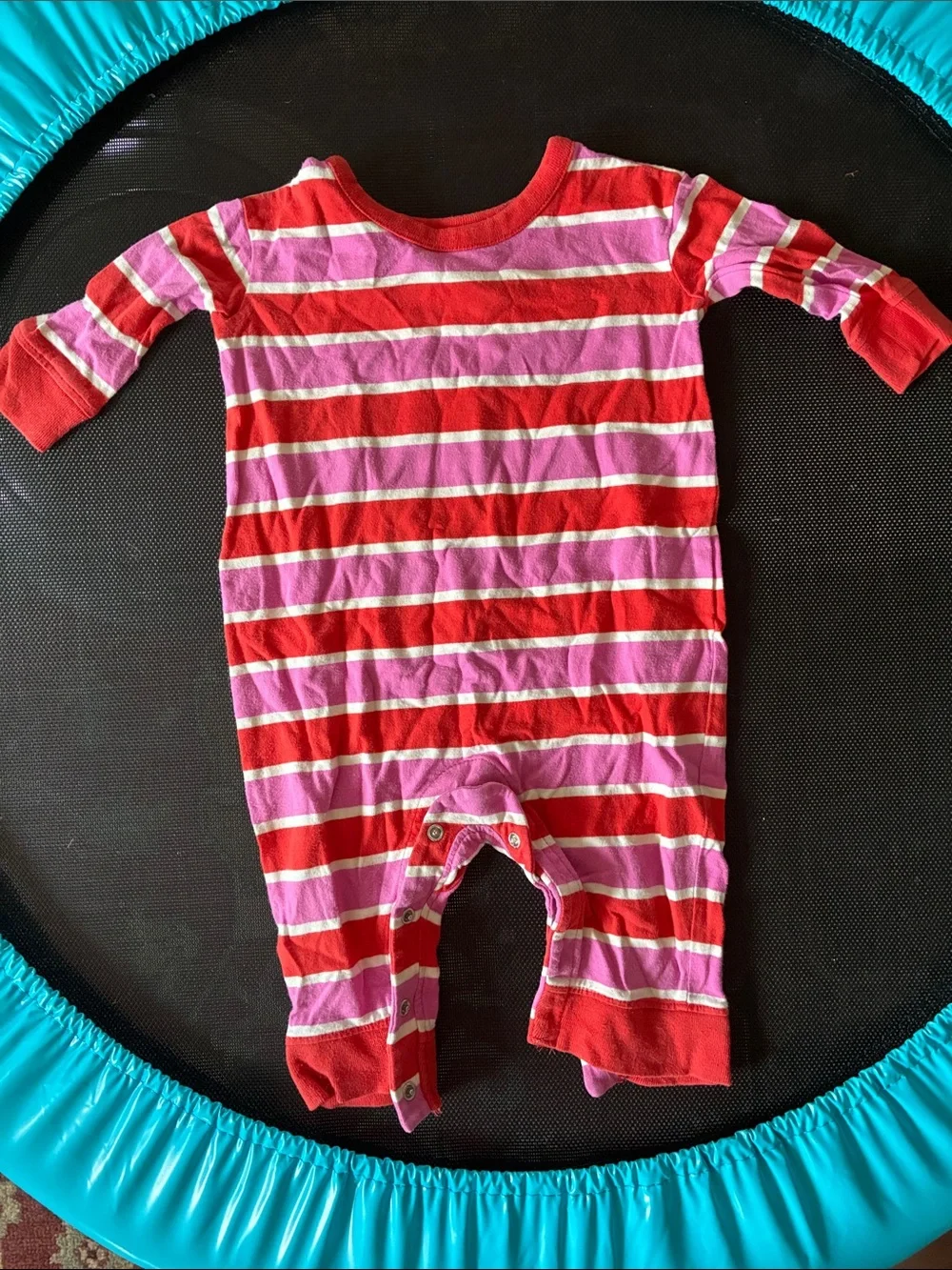 Hanna Andersson 3-6 m Striped One-Piece Romper in Red and Pink